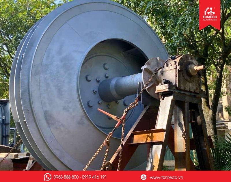 Hình ảnh cánh quạt đã được sửa chữa xong chuẩn bị chuyển lên nhà máy xi măng Sông Thao lắp đặt Hình ảnh cánh quạt đã được sửa chữa xong chuẩn bị chuyển lên nhà máy xi măng Sông Thao lắp đặt